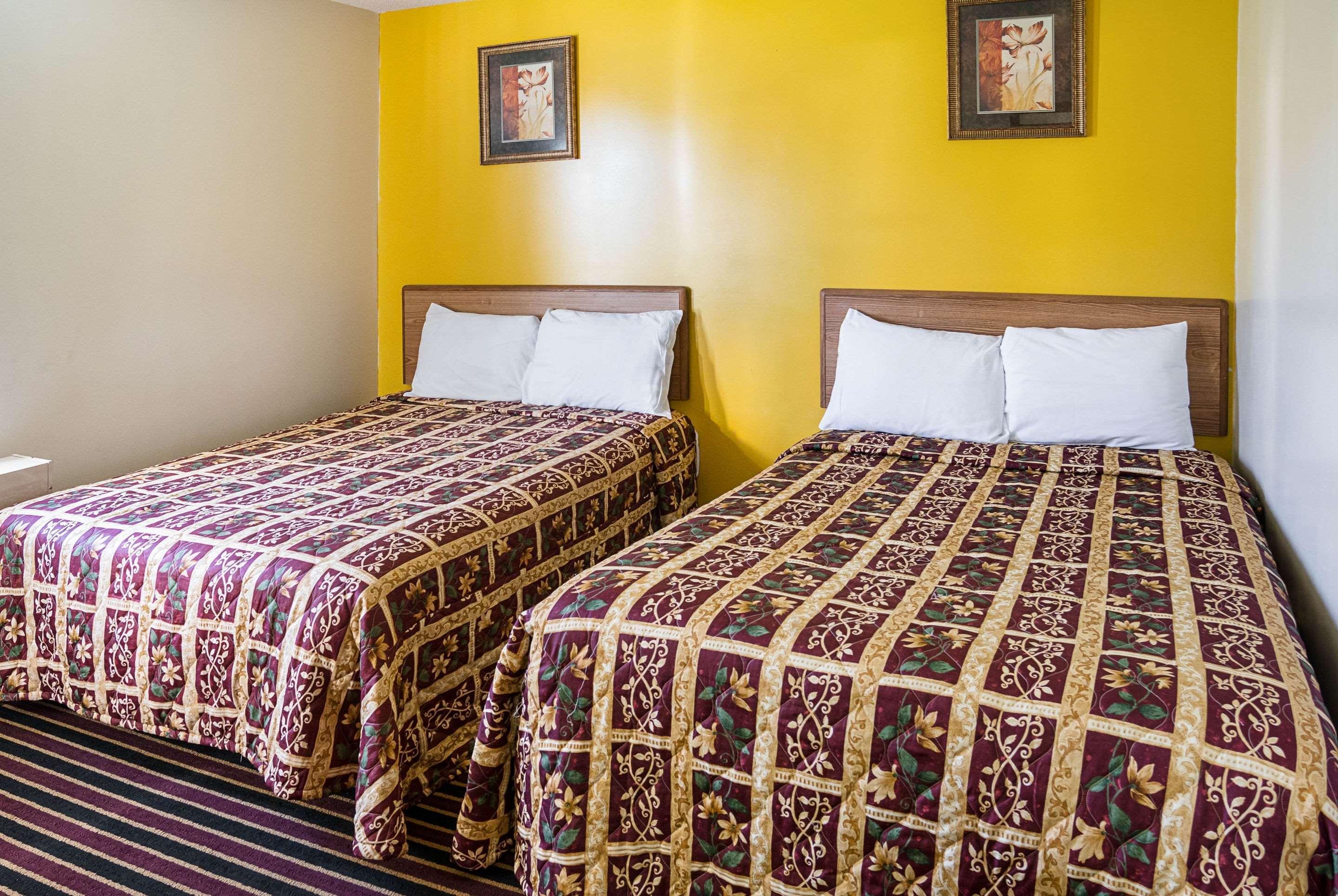 Rodeway Inn & Suites Austin Exteriör bild