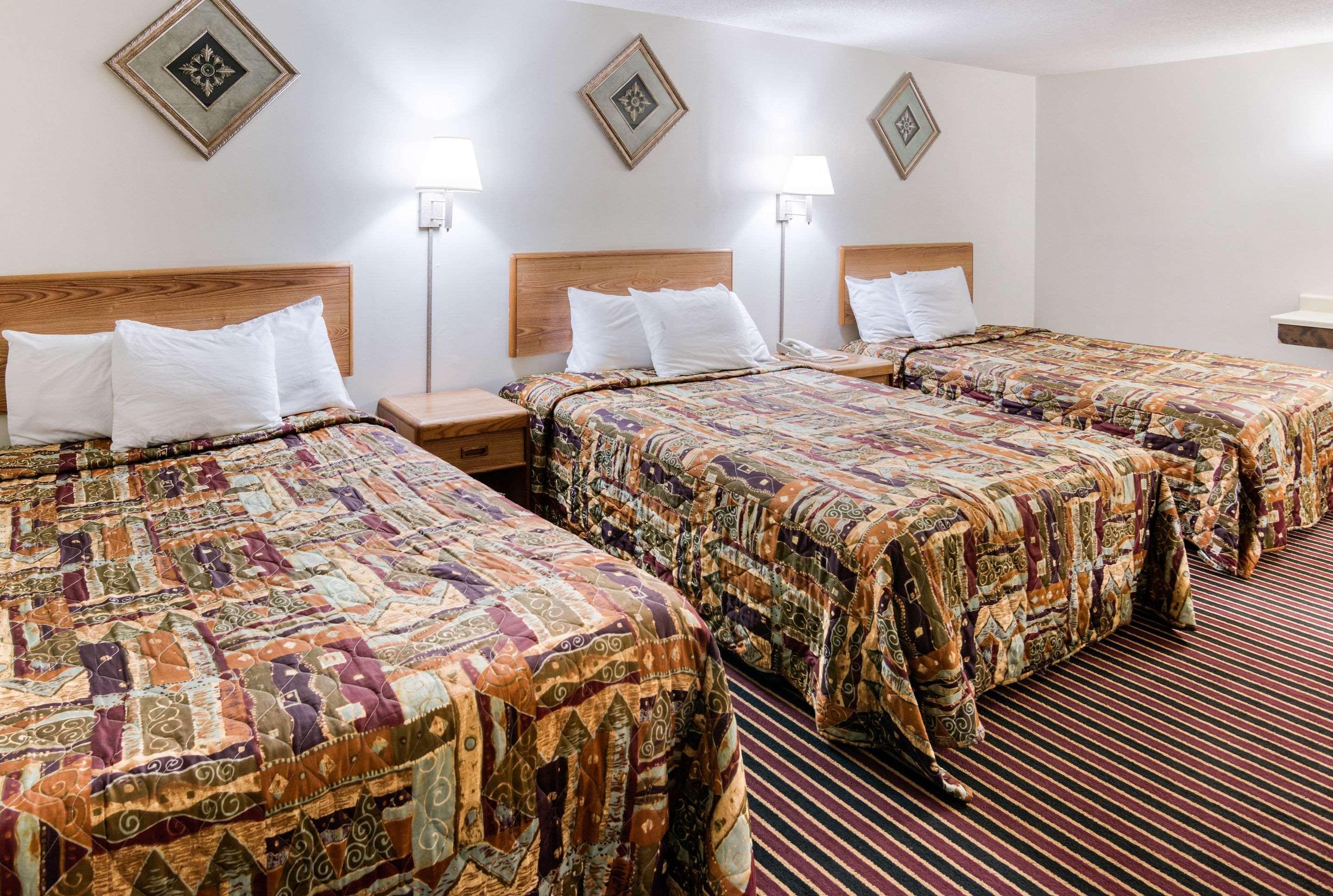 Rodeway Inn & Suites Austin Exteriör bild