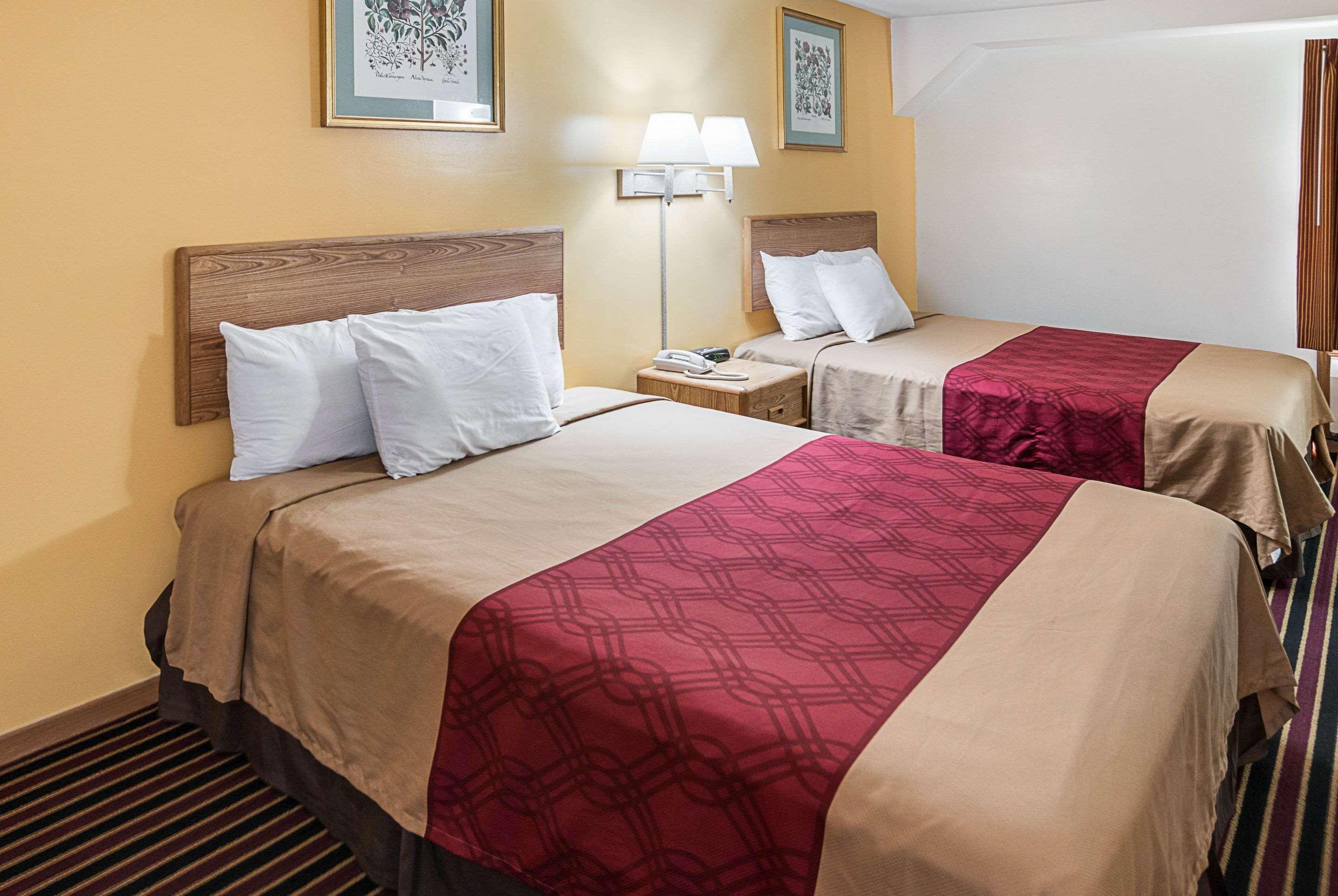 Rodeway Inn & Suites Austin Exteriör bild