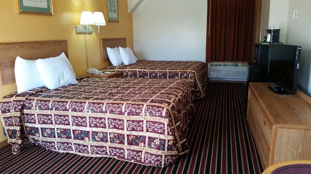 Rodeway Inn & Suites Austin Exteriör bild